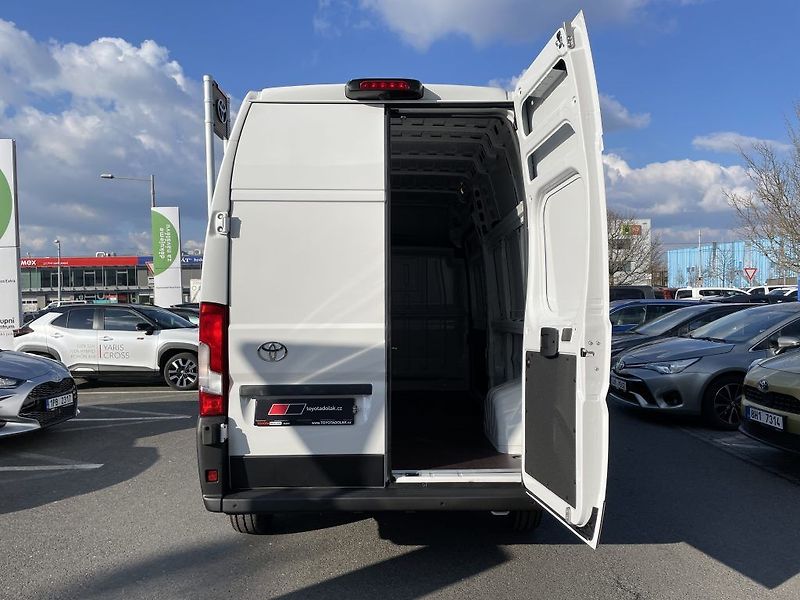 Toyota Proace Max 2.2D 140k 6MT L3H3 - fotka 8 z 33