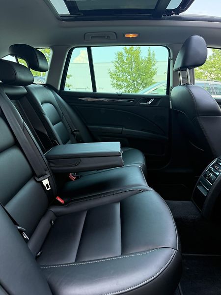 Škoda Superb (2015)  II Facelift maximální výbava - fotka 6 z 14