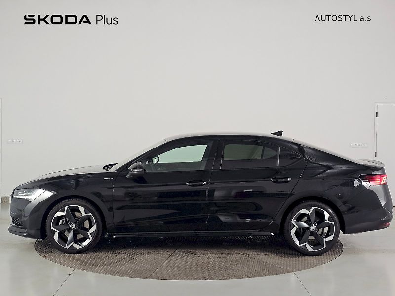 Škoda Superb (2025) 2.0TSI 195kW 4X4 SPORTLINE - fotka 3 z 30
