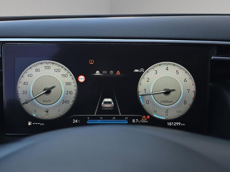Hyundai Tucson (2022) Smart 1.6 T-GDi 110kw, serv. k - fotka 17 z 25