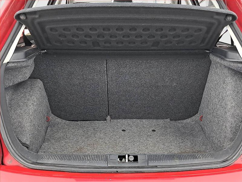 Škoda Fabia (2005) 1.2 12V, jezdí skvěle - fotka 13 z 13