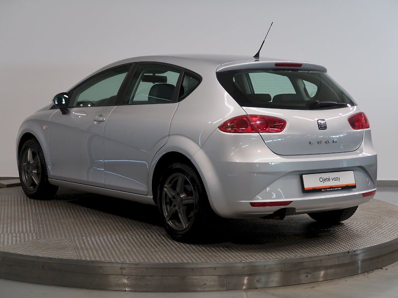 Seat Leon (2011) 1.6TDI 77KW - fotka 7 z 22