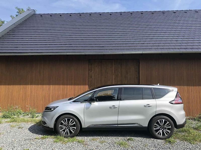 Renault Talisman má naopak dražší benzinový motor.