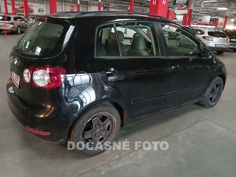 Volkswagen Golf Plus (2009) 1.4 - fotka 2 z 3