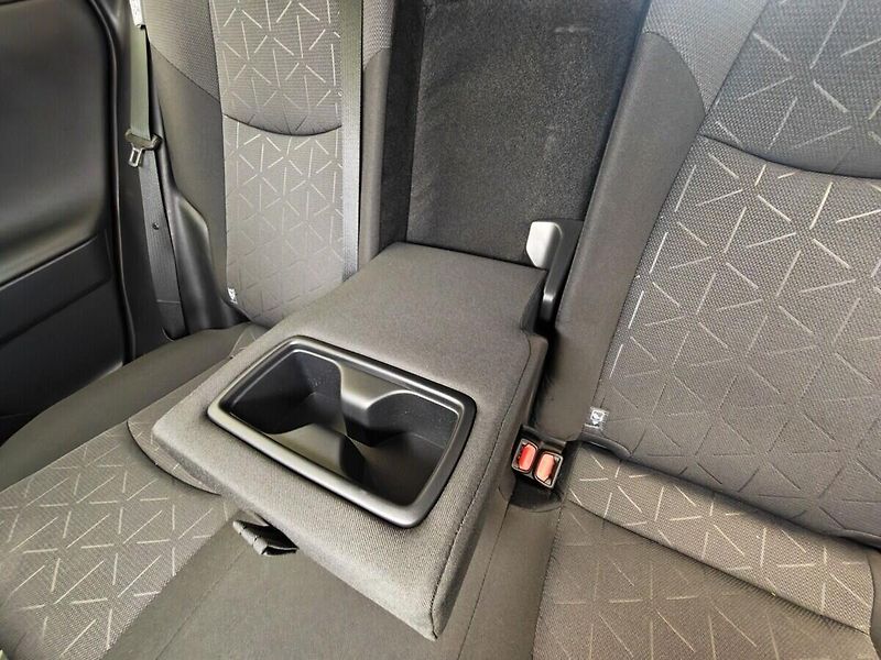 Toyota RAV4 2.0 Valvematic Comfort Style 4 - fotka 17 z 40