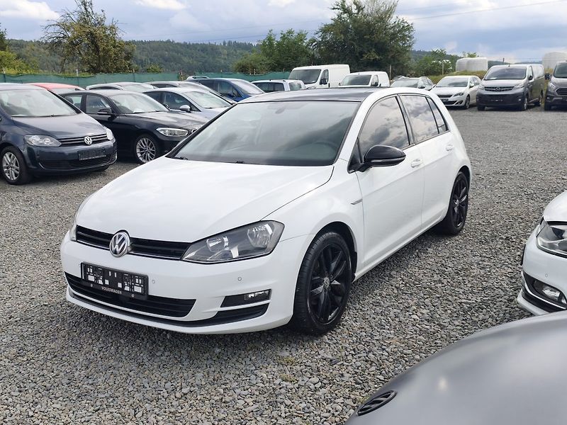 Volkswagen Golf (2014) - fotka 1 z 42