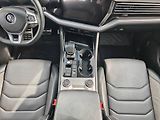 Volkswagen Touareg R-Line 8TT 4Motion 3,0TDI V6 - náhled 10
