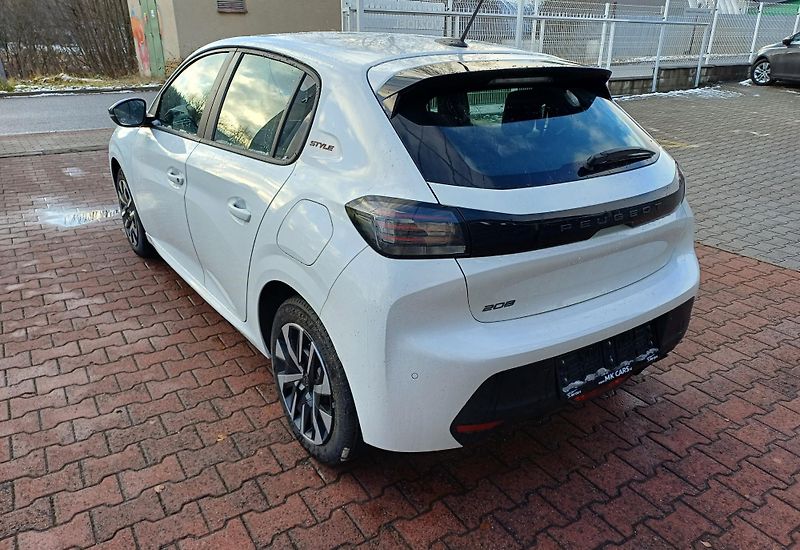 Peugeot 208 (2026) STYLE Turbo 100 MAN6  - fotka 9 z 22