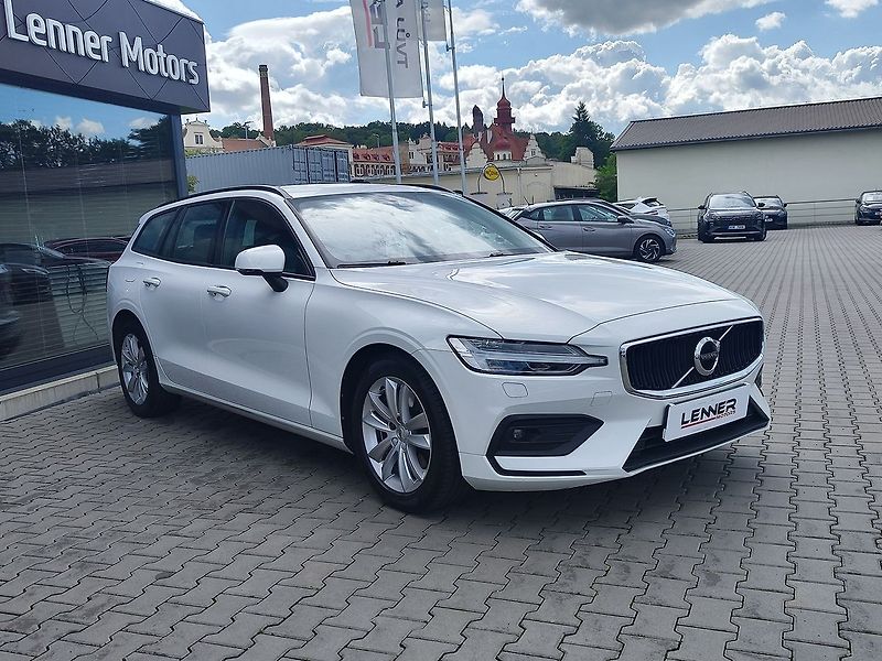 Volvo V60 B3 2.0/120kW Momentum Aut. - fotka 3 z 28