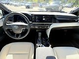 Toyota Camry Executive - náhled 7