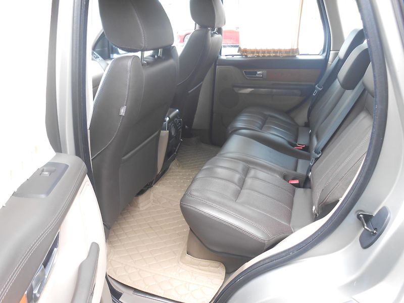 Land Rover Range Rover Sport 3.0D,180KW,4x4,XENONY,Tažné! - fotka 26 z 48