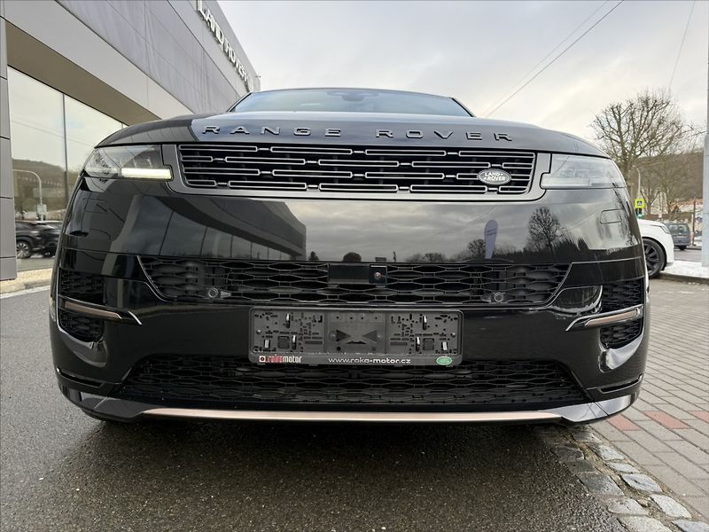 Land Rover Range Rover Sport (2026) 3,0 DYNAMIC SE P460e - fotka 4 z 38