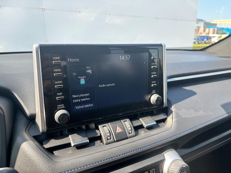 Toyota RAV4 2.5 HSD e-CVT AWD Selection - fotka 18 z 28
