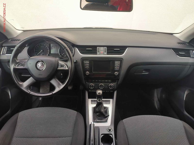 Škoda Octavia (2015) 2.0 TDi, Ambition, STK8/28 - fotka 8 z 16