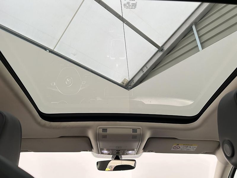 Volkswagen Passat Variant 2,0 TDI 4x4 Highline - fotka 23 z 29