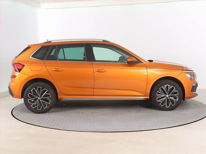 Škoda Kamiq (2024) 1.0 TSI - fotka 6 z 16