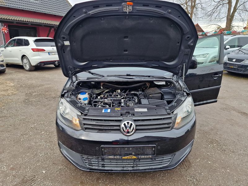 Volkswagen Caddy 1,6TDI 7 SEDADEL SENZORY - fotka 20 z 20