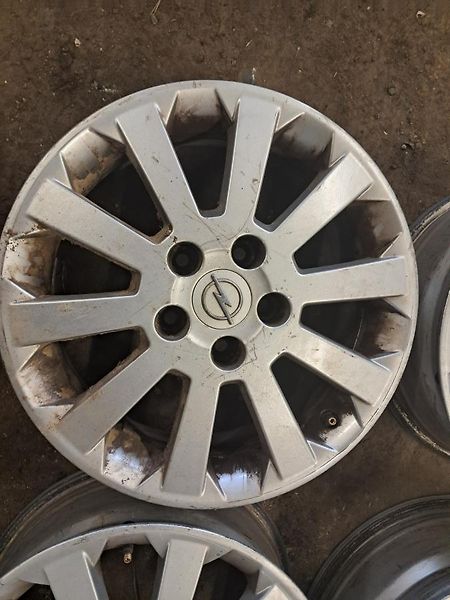 Opel Vectra alu kola 5x110 R16 - fotka 3 z 7