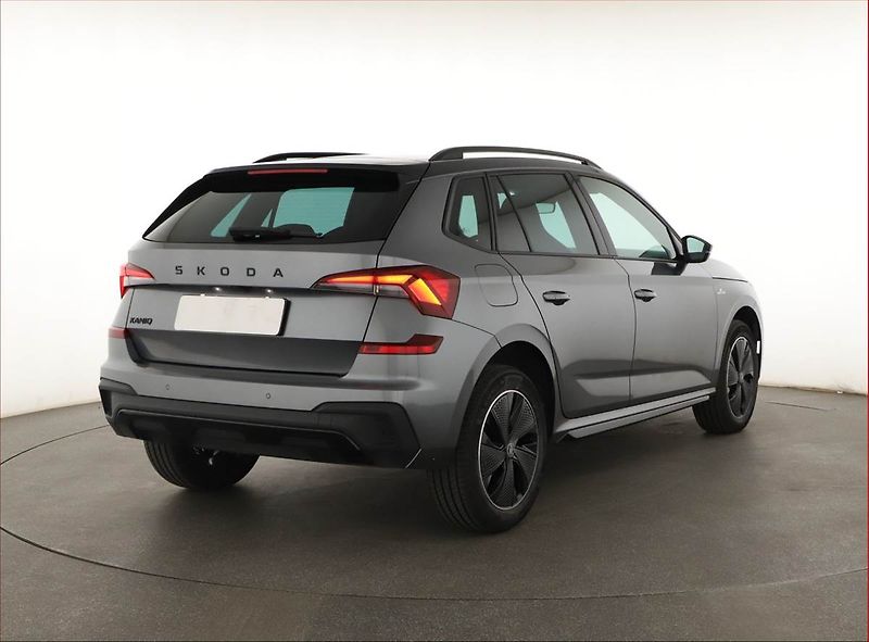 Škoda Kamiq (2025) 1.5 TSI, MONTE CARLO, AUTOMAT - fotka 5 z 17