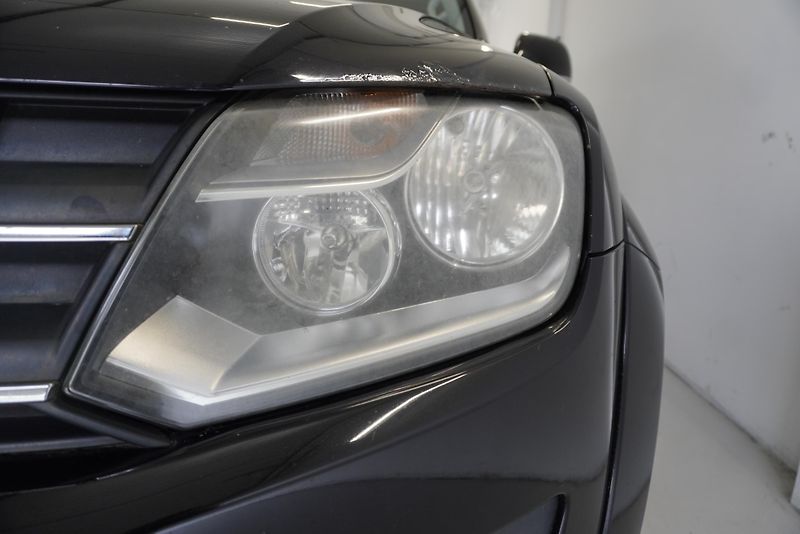 Volkswagen Amarok 2.0 TDi 4X4 AUTOMAT 5 MÍST - fotka 9 z 37