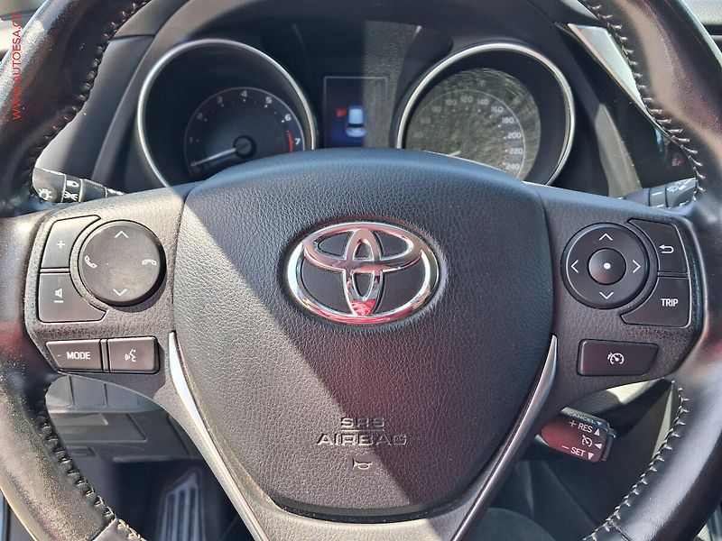 Toyota Auris (2017) 1.6i, 1.maj,ČR, AC, TZ, bixen - fotka 19 z 23