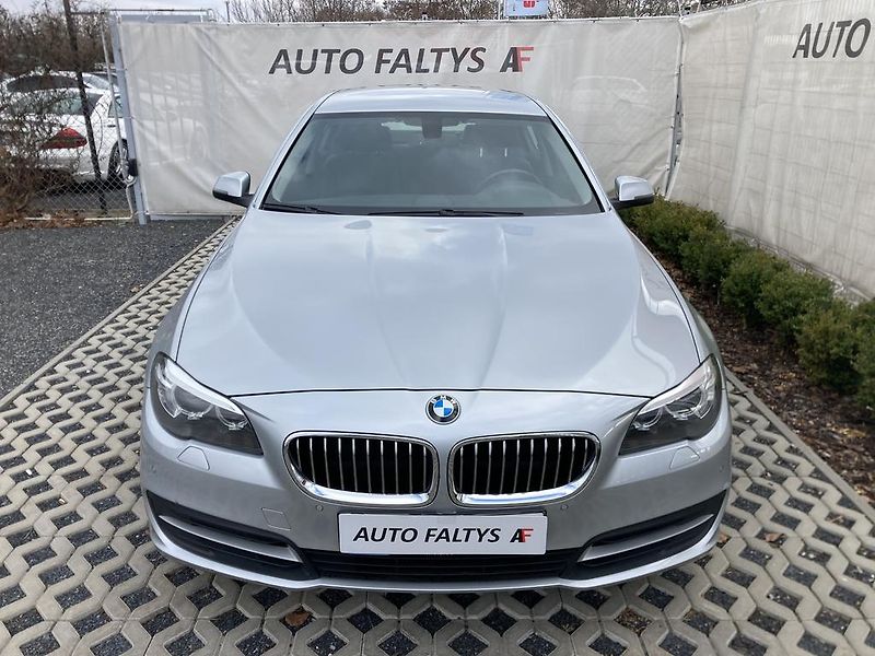 BMW Řada 5 2,0 525 XD ČR servis - fotka 2 z 29