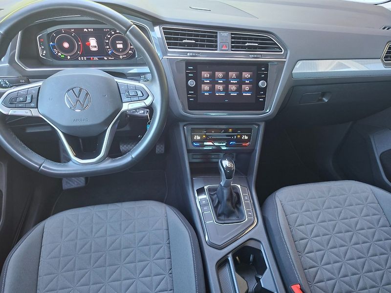 Volkswagen Tiguan (2022) 2.0TDI 110kW DSG LIFE - fotka 13 z 50