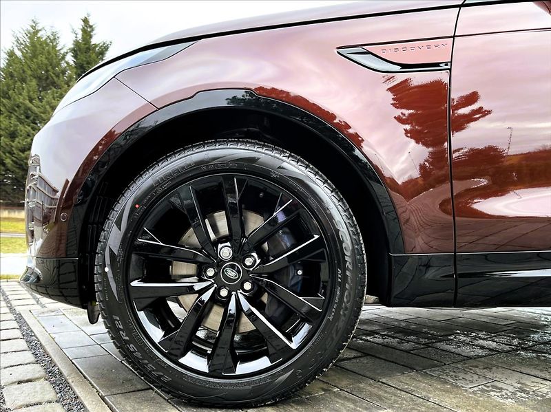 Land Rover Discovery (2026) 3,0 D350 LANDMARK AWD* - fotka 3 z 28