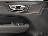 Volvo XC60 (2026) T6 AWD AUT DARK PLUS - náhled 27