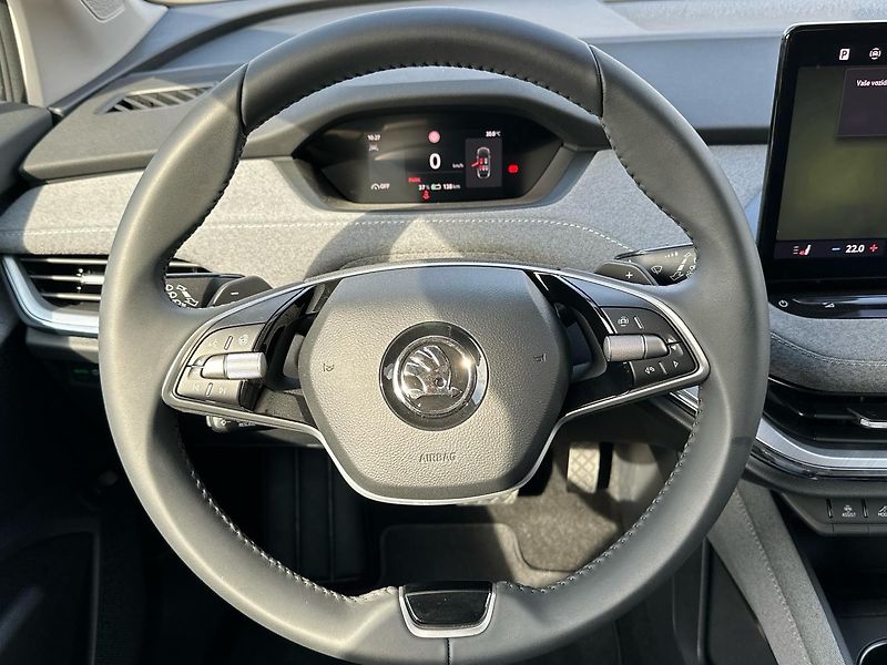 Škoda Enyaq (2024) 55 kWh 125 kW 1° převodovka - fotka 16 z 22