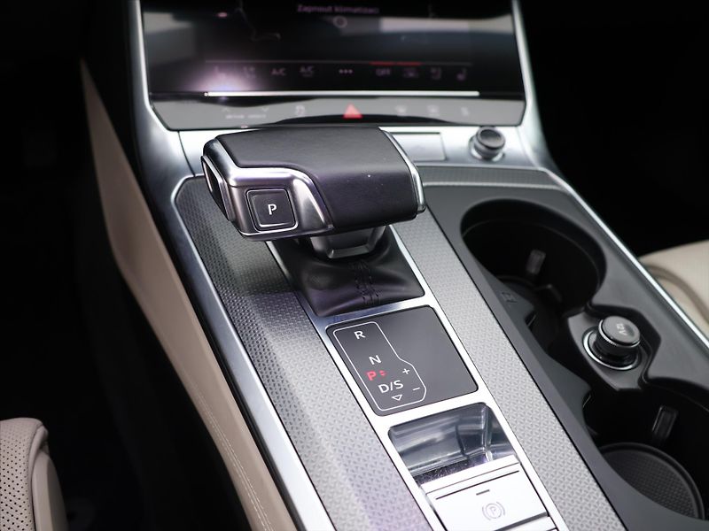 Audi A6 Allroad 3.0 55 TDI 253kW B&O DPH TOP - fotka 26 z 35