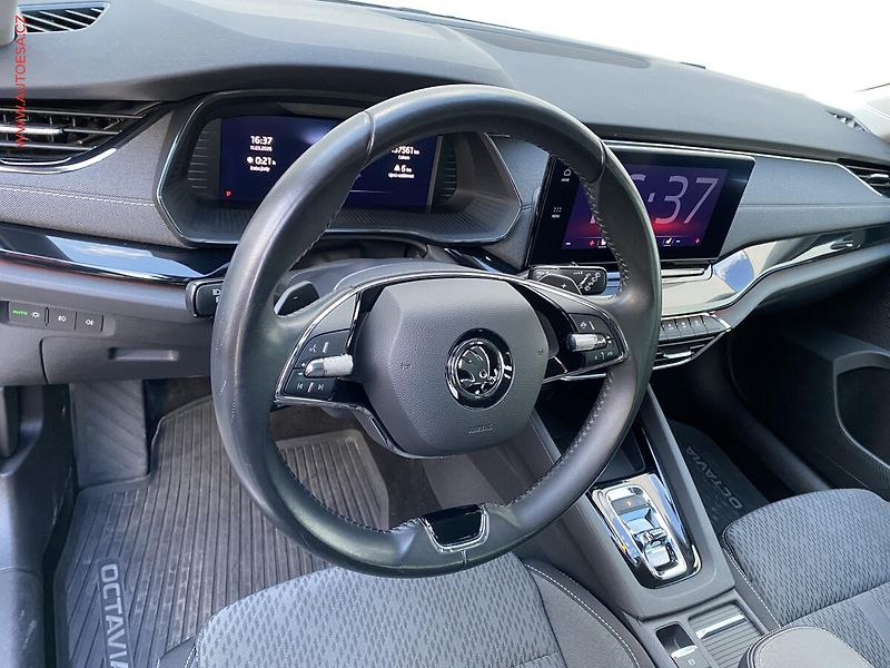 Škoda Octavia (2022) 2.0 TDi, ČR, Style, DSG - fotka 12 z 17
