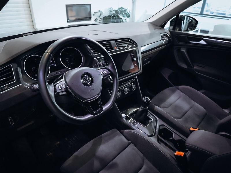 Volkswagen Tiguan 1.5 TSI 96kW - fotka 8 z 30