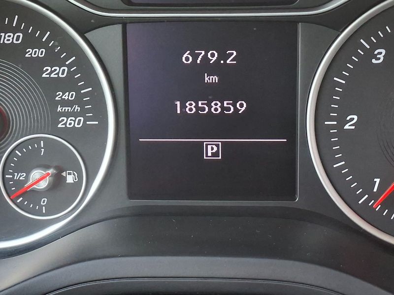 Mercedes-Benz Třídy B (2017) B 180D 80kW -S.KNIHA-SENZORY - fotka 24 z 49