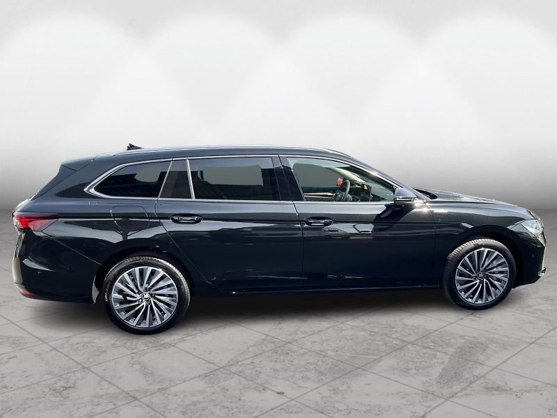 Škoda Superb L&K 2.0TDI 142kW 4X4 A7A - fotka 8 z 27