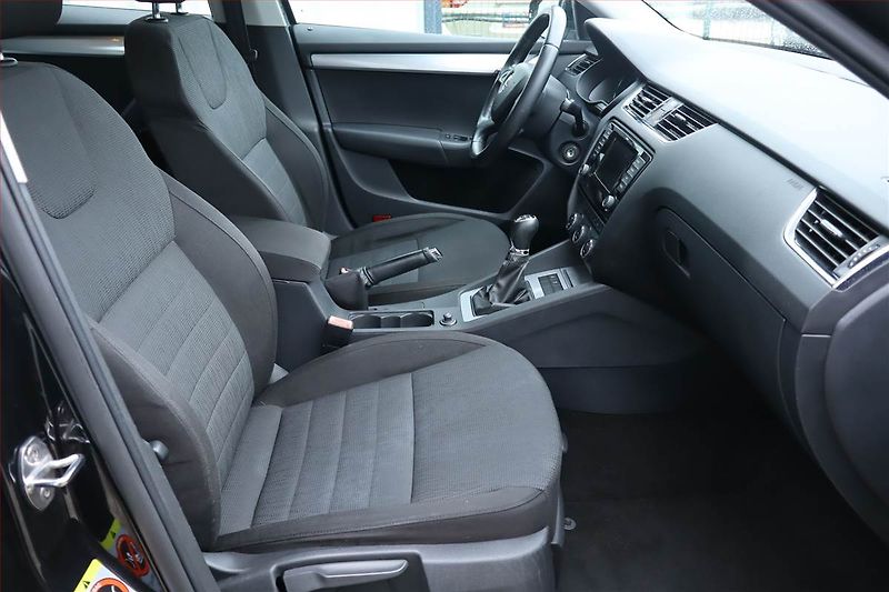 Škoda Octavia (2013) 1.2 TSI, Serv.kniha, Tempomat - fotka 9 z 24