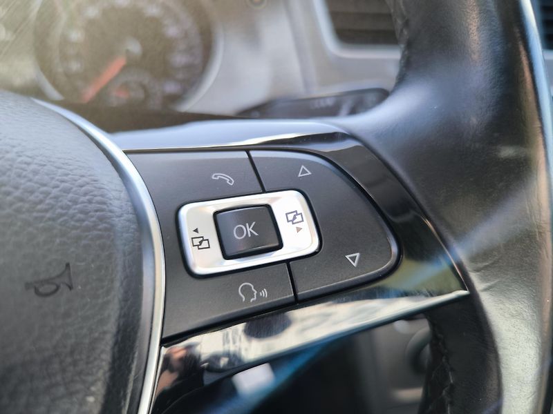 Volkswagen Golf 7 1,4TSI 90kW LED OSRAM 8xALU - fotka 50 z 82
