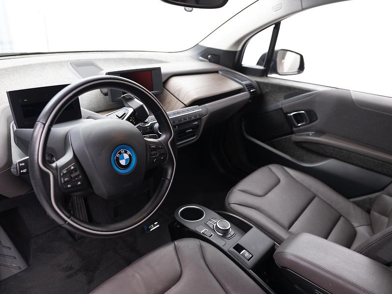 BMW i3 i3s - fotka 11 z 22