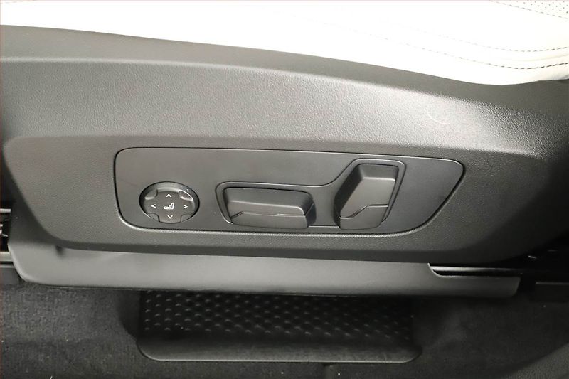 BMW X1 (2026) sDrive18i - fotka 9 z 20