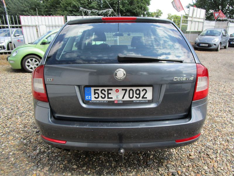 Škoda Octavia 2,0TDI-103KW-NOVÁ STK - fotka 4 z 13