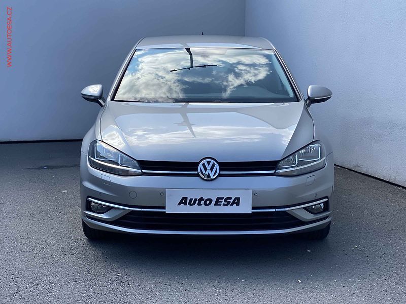 Volkswagen Golf (2017) 1.0 TSi, Sound, navi - fotka 2 z 17