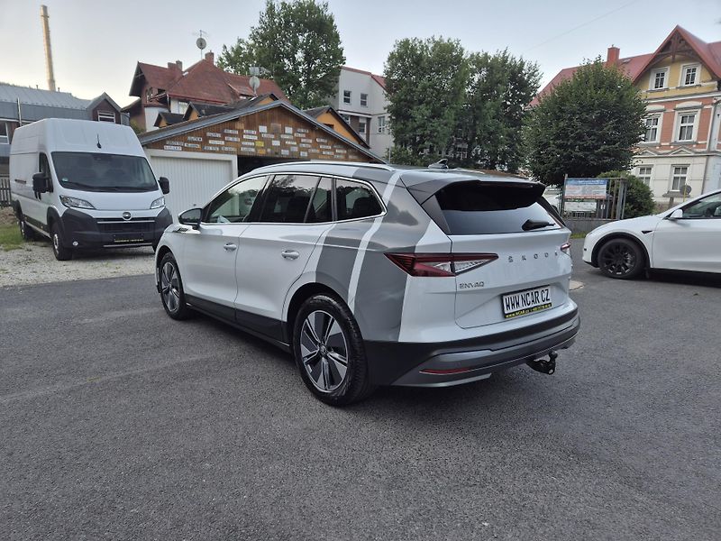 Škoda Enyaq 150kw, iV80 19ALU SOH 97% - fotka 4 z 46