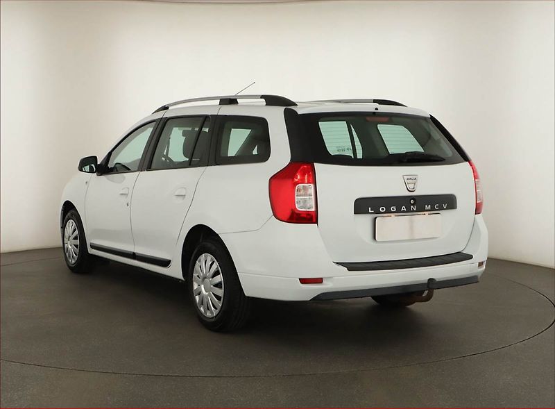 Dacia Logan (2018) 1.0 SCe, ČR,1.maj - fotka 4 z 12
