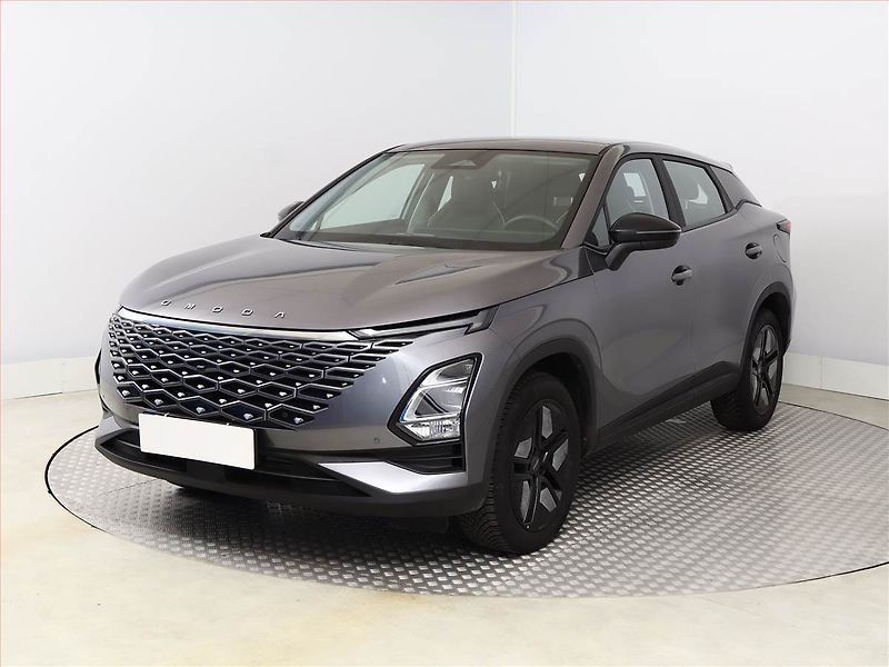 Omoda 5 (2025) Basic 1.6 T - fotka 2 z 17