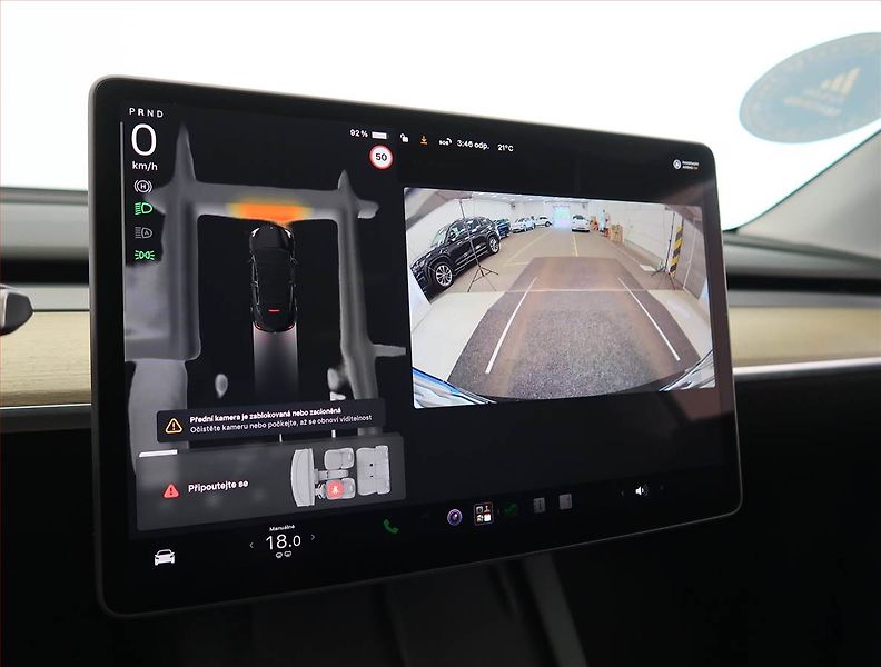 Tesla Model Y (2023) RWD LFP 60kWh, SoH 98% - fotka 22 z 32