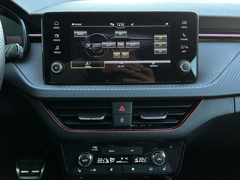 Škoda Scala 1.0TSi DSG 116PS Monte Carlo K - fotka 23 z 42