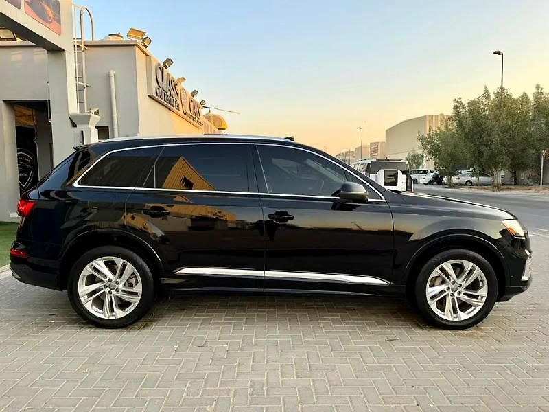 Audi Q7 (2021) Moderní generace Audi Q7 - fotka 6 z 20