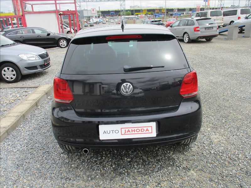 Volkswagen Polo 1,4 i 16v,klima,xenon,rozvody, - fotka 7 z 22