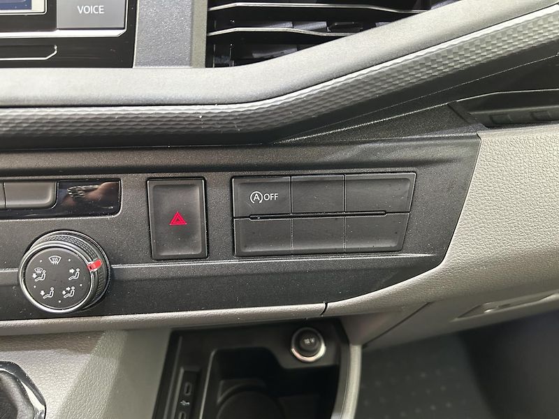 Volkswagen Transporter 2.0 TDI - fotka 17 z 23