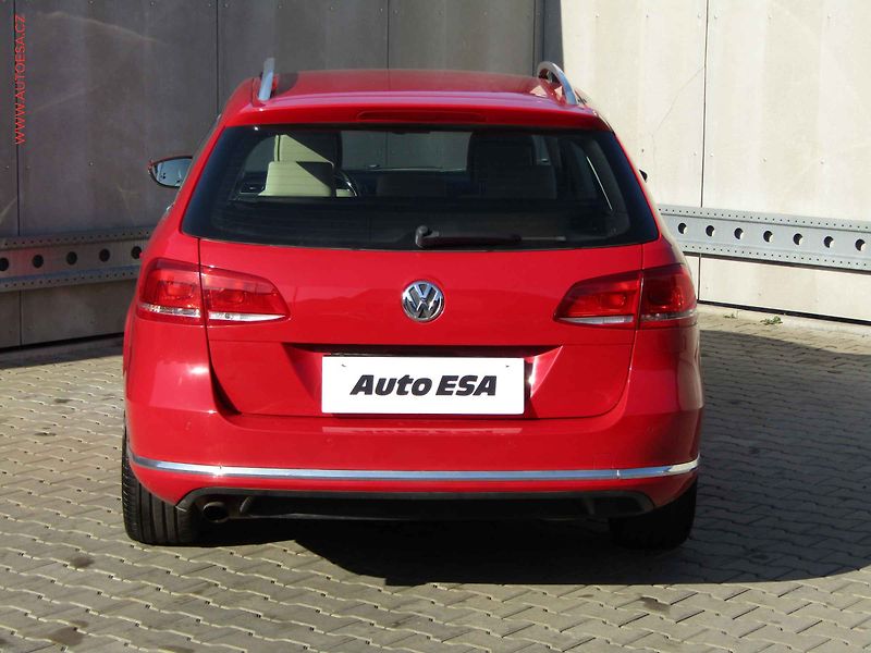 Volkswagen Passat (2011) 1.4 TSi, AC, p.čidla - fotka 5 z 19